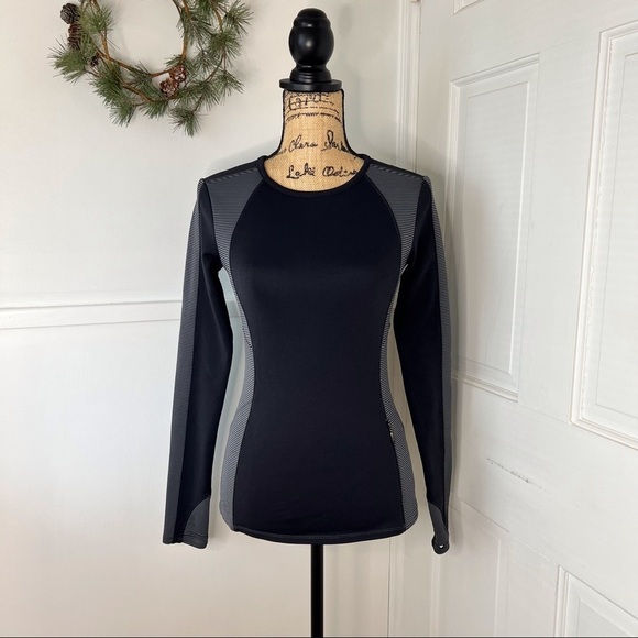 Athleta Spotlight Black and Gray Pin Stripe Pullover Long Sleeve Active … - Picture 4 of 14